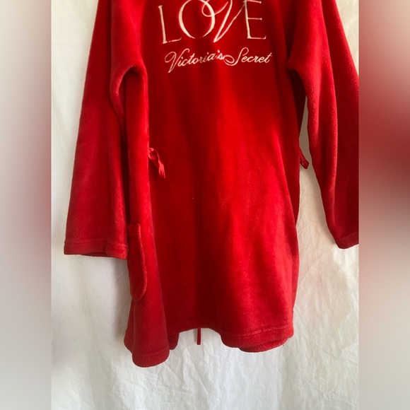 Victoria's Secret The Cozy Plush Short Robe Size XS - Picture 16 of 16